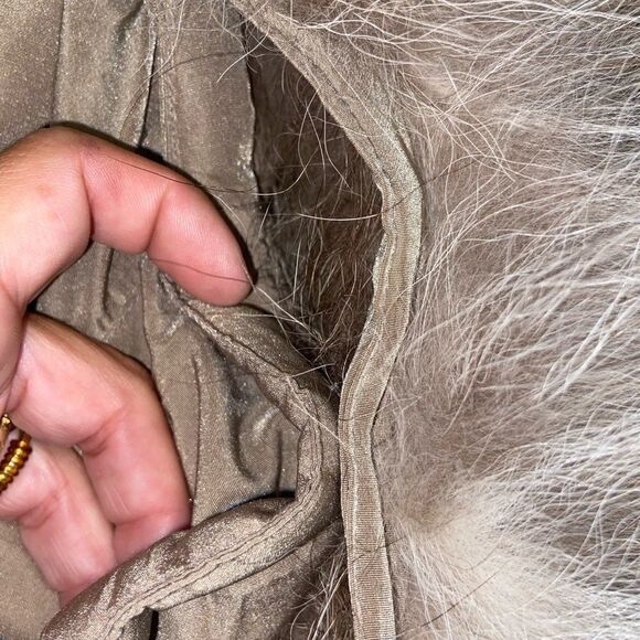 Down feather Hooded winter jacket size meduim - Picture 5 of 8